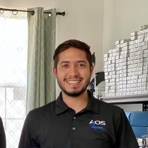 Meet your Posher, Raul